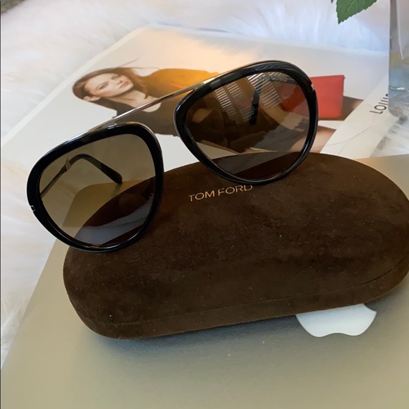 TOM FORD SUNGLASSES